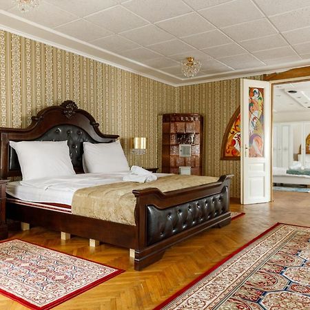 Imperial Boutique Apartment Brasov Exterior photo